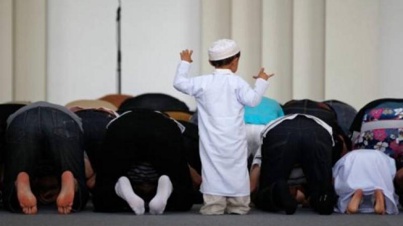 حسنًا فعلت وزارة الأوقاف.. 5 شروط تحدد وجود الأطفال في المساجد